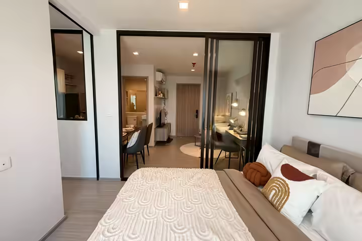 Life Sathorn-Sierra High Floor 1BR 33 Sqm