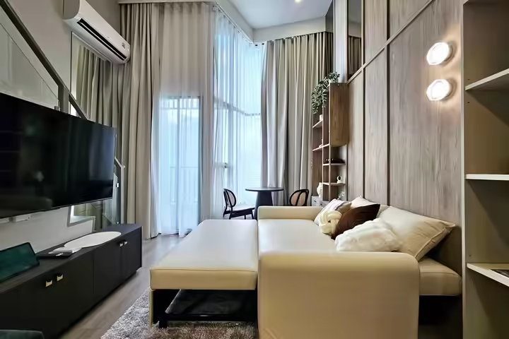 KnightsBridge Space Sukhumvit-Rama 4 Studio