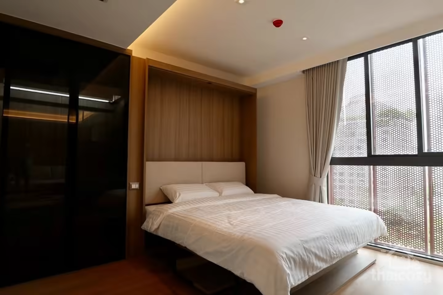 ให้เช่าคอนโด Circle สุขุมวิท 31 ห้องนอนเดียว photo 2