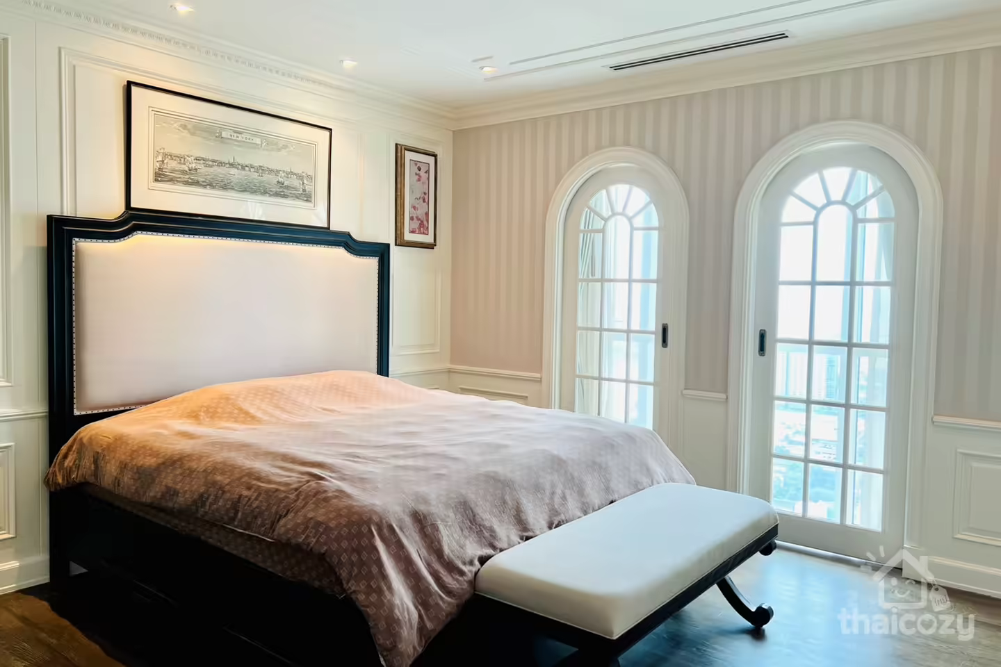 The Pano, Riverside condo near highway and mall photo 2