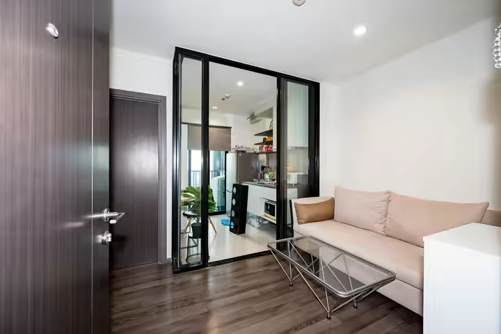 One Bedroom in The Base Park West Sukhumvit 77