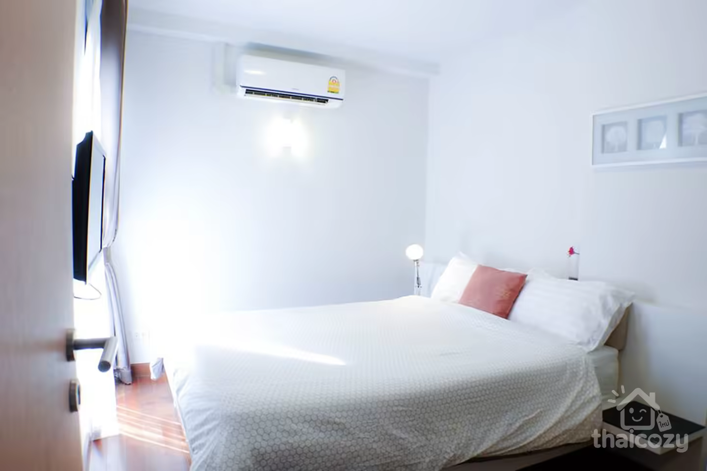 ให้เช่า Le Cote Thonglor 8 คอนโด 1 ห้องนอน 33 ตร.ม. photo 2