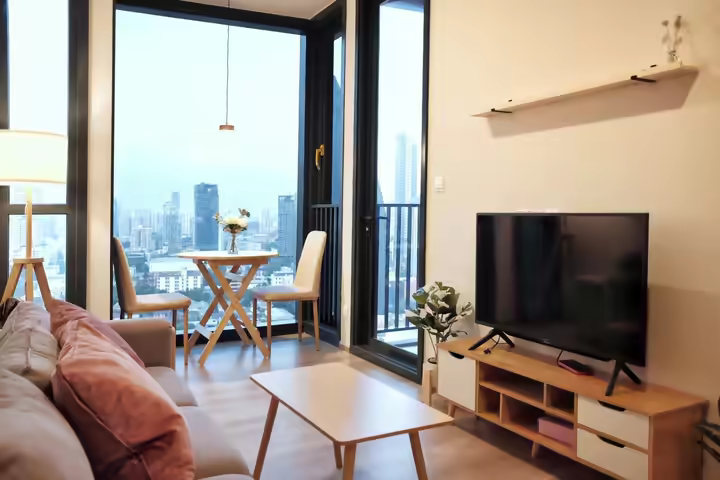 Oka HAUS Condo in Khlong Toei, 1BR 34.75 sqm