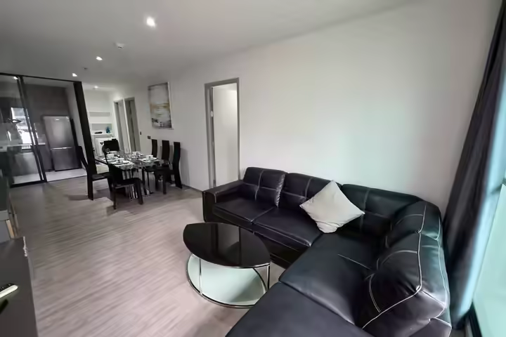 Rhythm Ekkamai, superbe condo près du BTS Ekamai