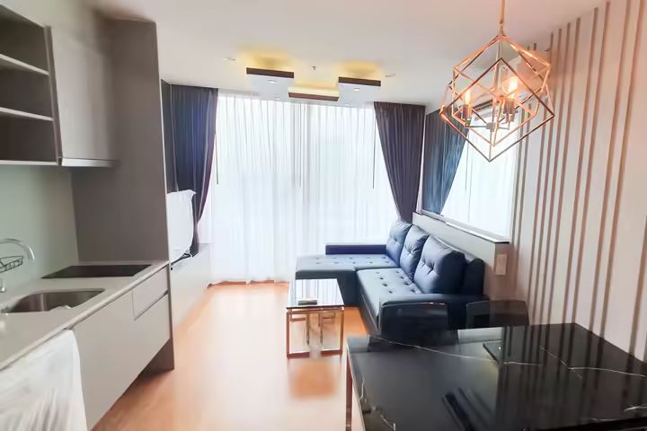 Condo near BTS Surasak and school