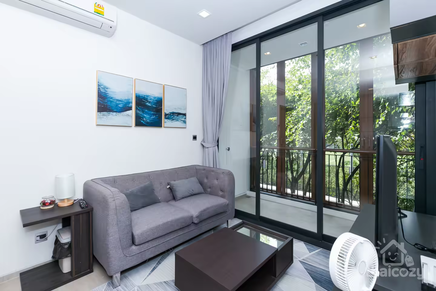 Condo For Sale  close to both the expressway and BTS Onnut Station. photo 1
