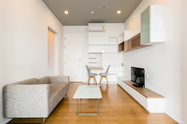 Blocs77, a splendid condominium by Sansiri near BTS Onnut and supermarkets