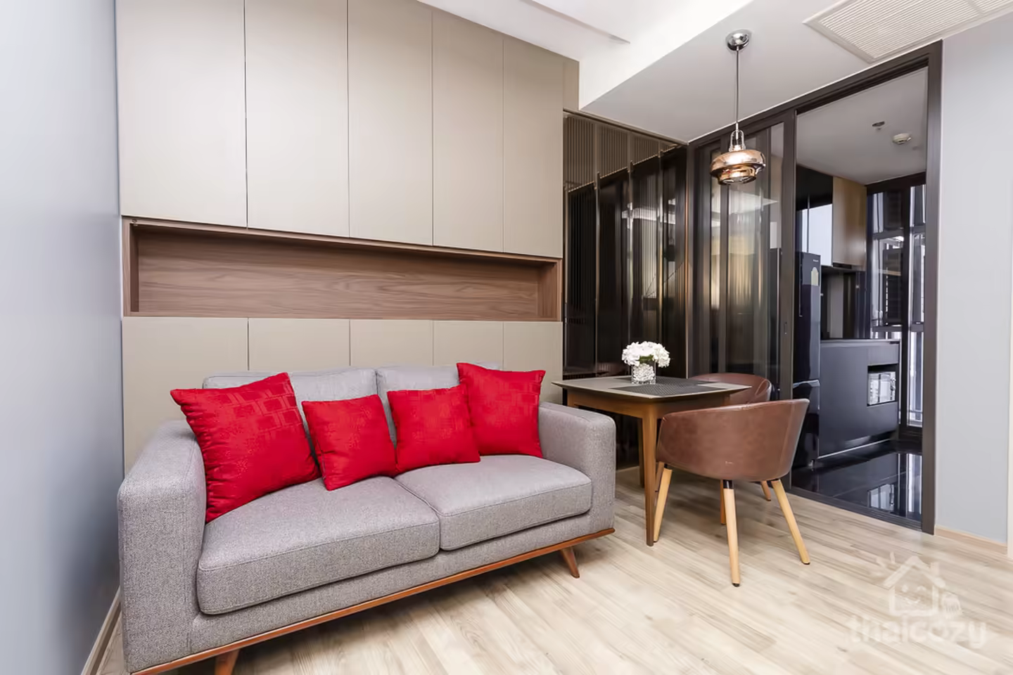 Remarkable city view unit, a step away from Jatujak park and BTS Mochit photo 2