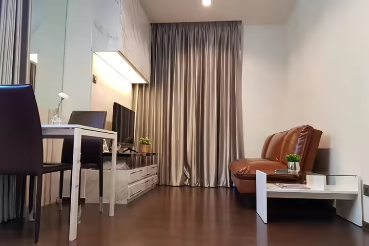 Modern decoration and good ventilation