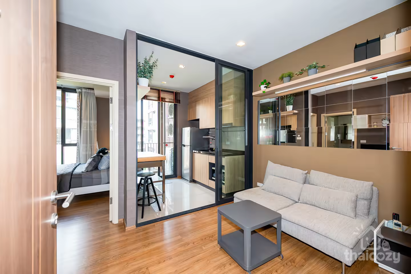 Resort style condominium close to nature Suitable for living near BTS On Nut. photo 1