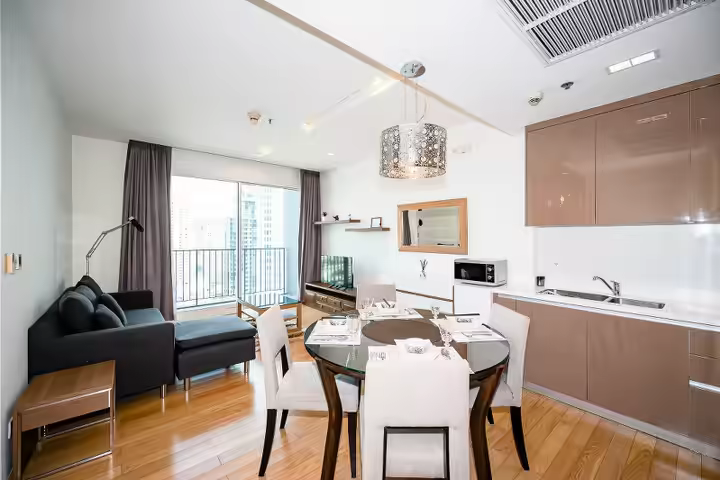 Siri at Sukhumvit Fully furnished room and ready to move in, Easy access to BTS Thonglor station.