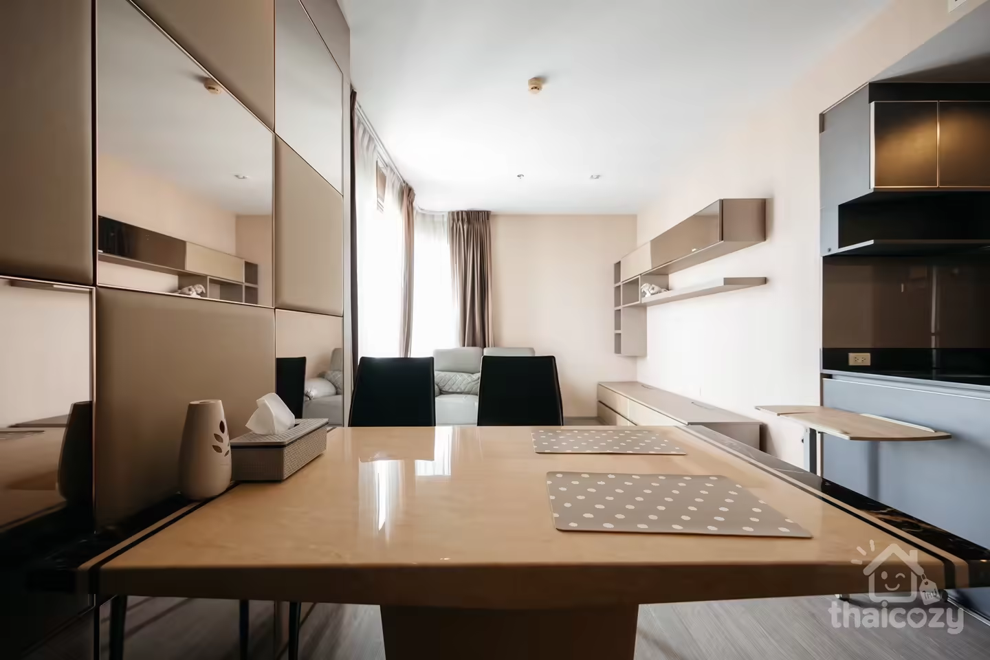 NYE by Sansiri River view condo near BTS Wongwienyai photo 2