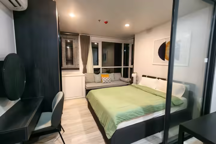 XT Huai Khwang Condo for Rent near MRT