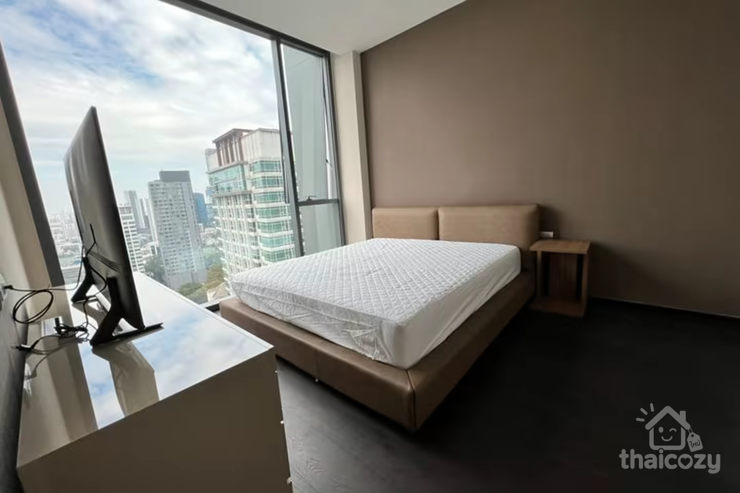 LAVIQ Sukhumvit 57 Condo near BTS Thong Lo, full facilities photo 2