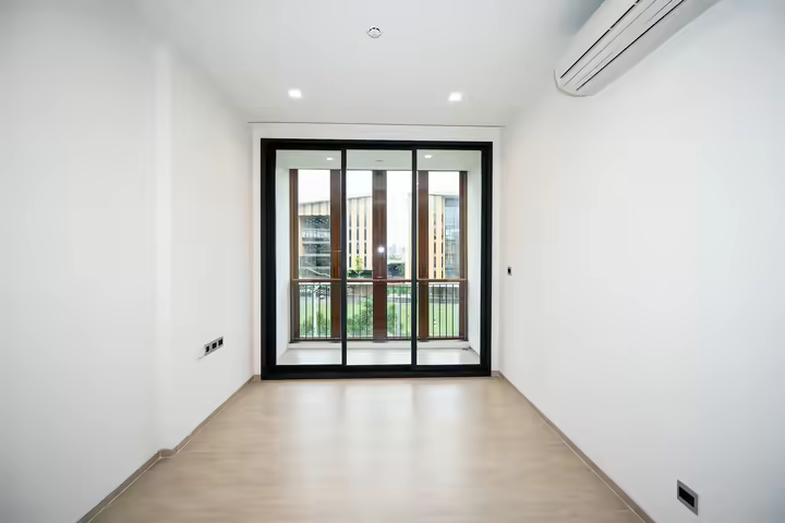 This new private residential area is between Sukhumvit 71 and 77 with one bedroom