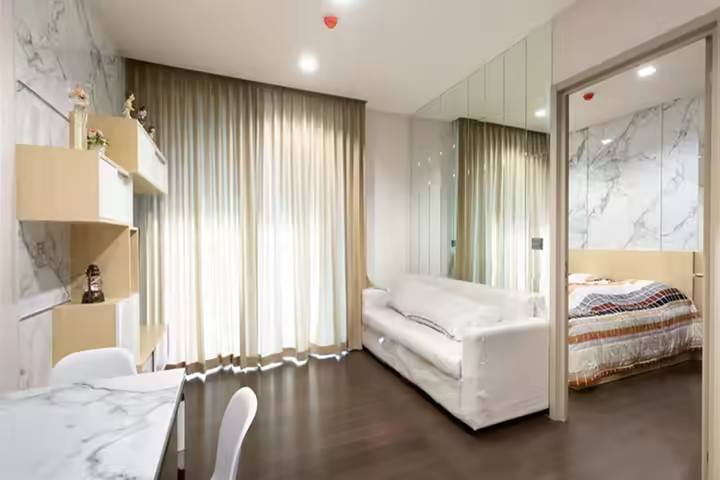 Amazing lifestyle in the heart of BKK city