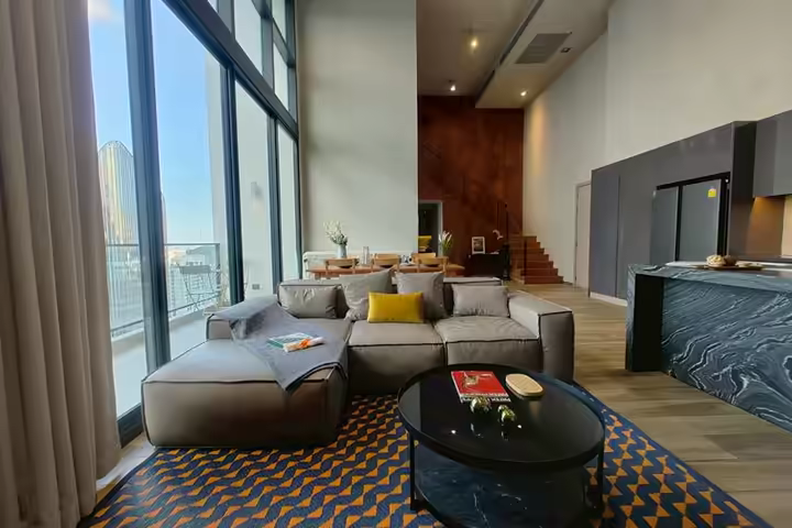 The Lofts Asoke คอนโดหรูสูงใจกลางสุขุมวิท