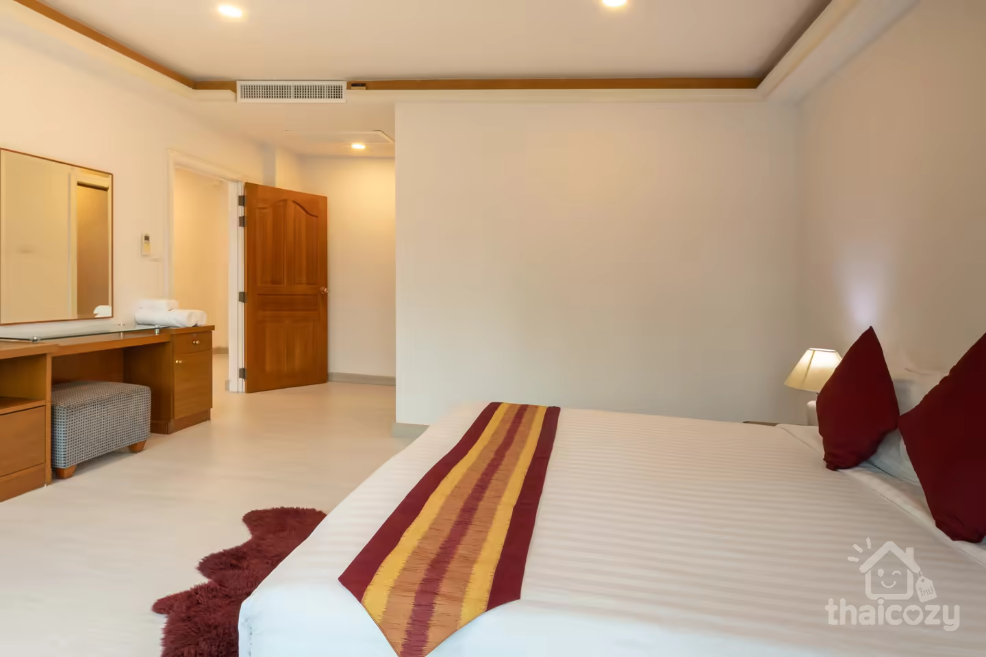 Chaidee Mansion 3-Bed 270 Sq.M. Rent photo 2