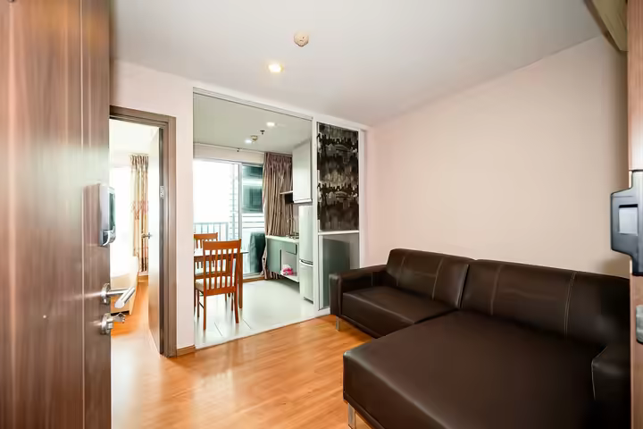 The Base Sukhumvit 77 – 1BR Condo Near BTS On Nut