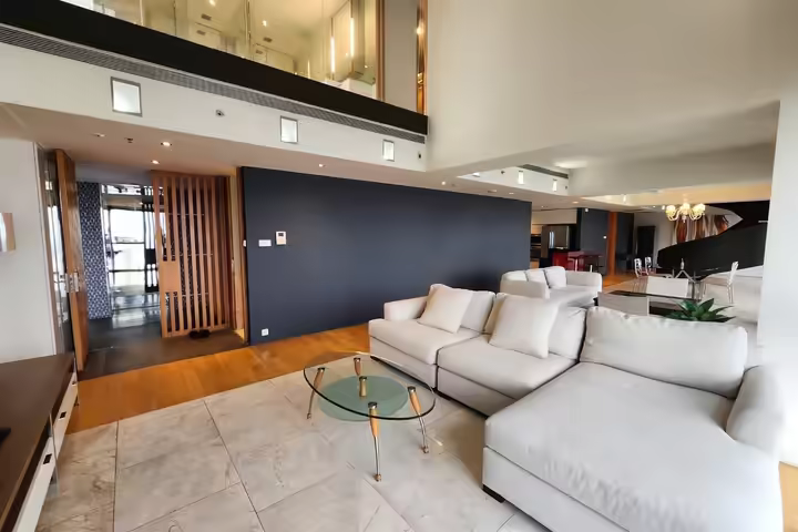 4 chambres au Met, Sathorn