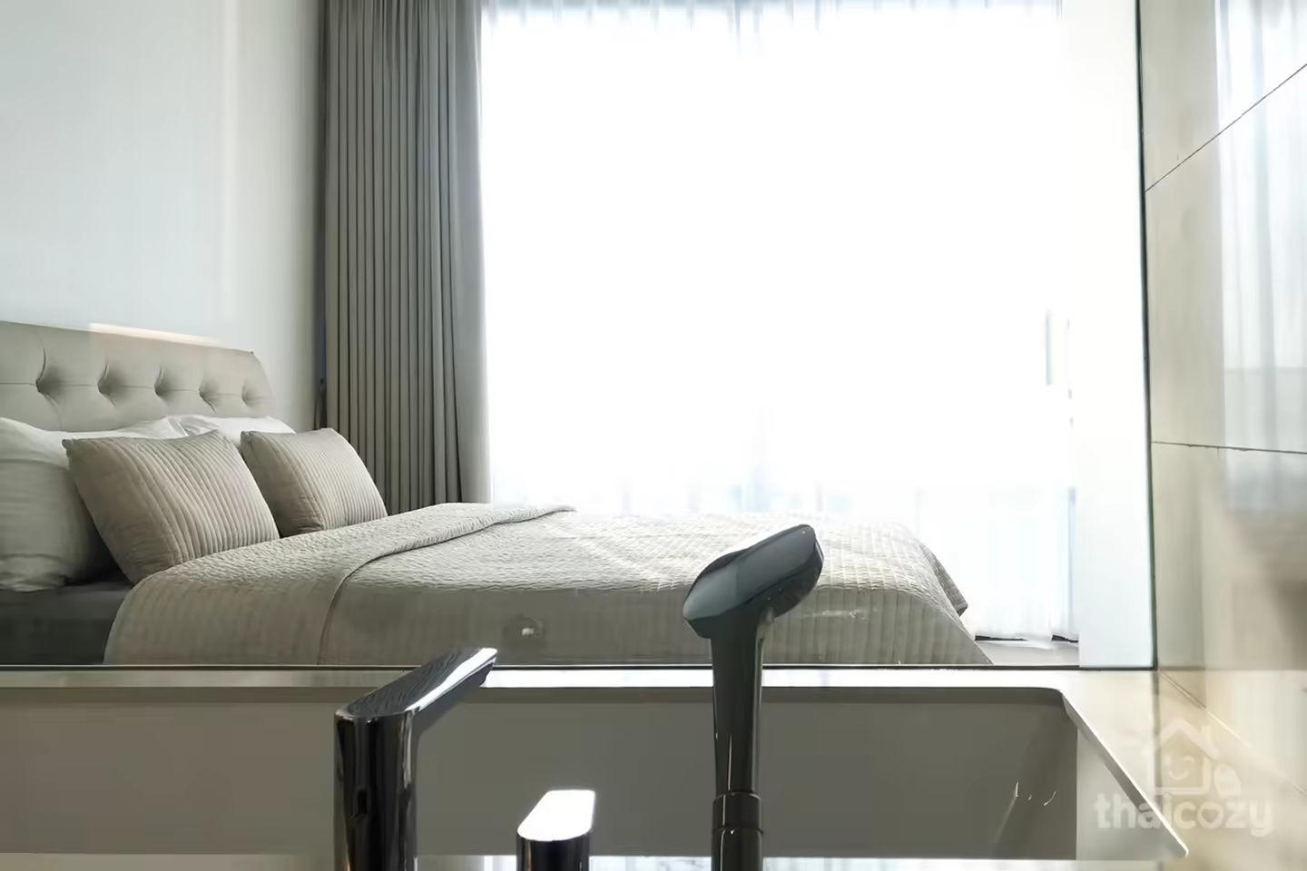 Prime area condo, connect all lifestyle photo 2