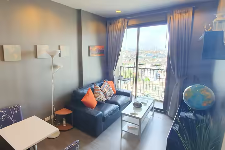 North-Facing Corner Unit at Nye by Sansiri