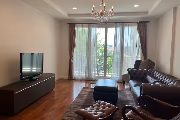 Baan Nunthasiri 2BR Condo in Sathorn