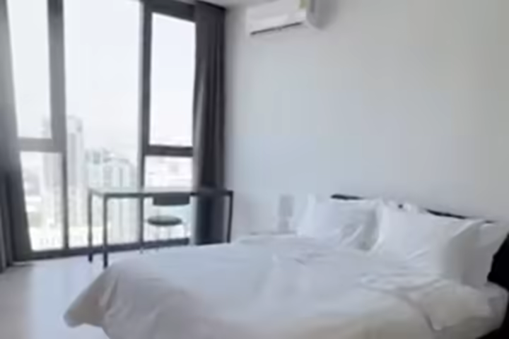 XT Phayathai Condo 41.75 sqm Near BTS