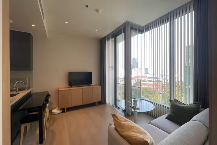The Esse Asoke Luxury Condo Rent 45,000