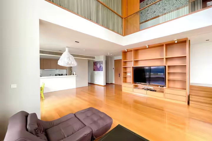 The Sukhothai Residences, Luxury condo, distinctive area of Sathorn