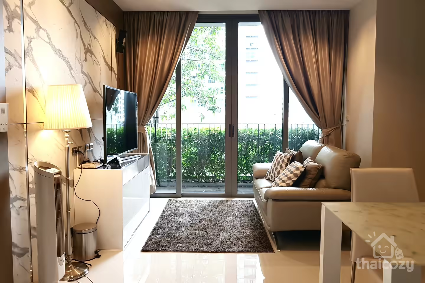 Nara 9, the luxury condominium on the prime location of the Sathorn business road photo 1