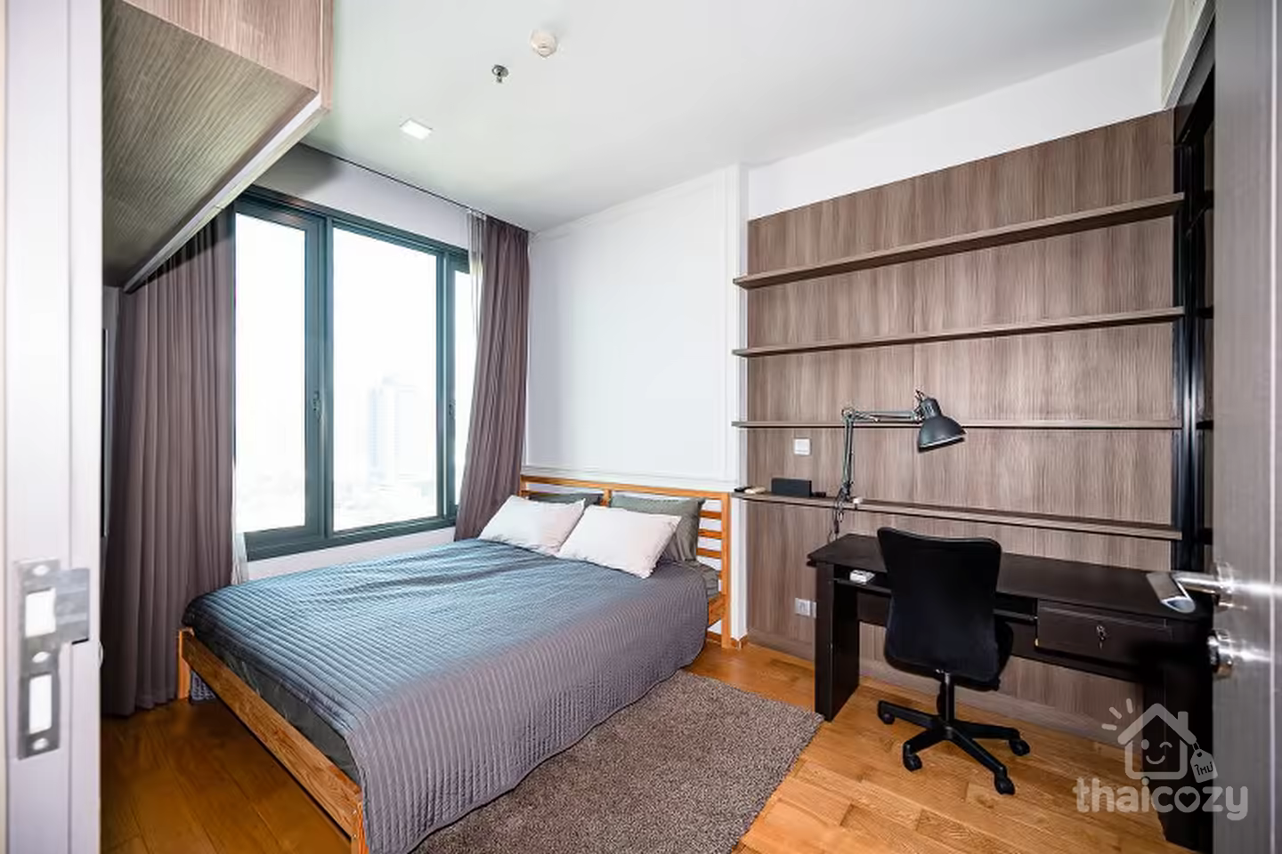 Grand condo to BTS Thonglor only 3 min photo 1