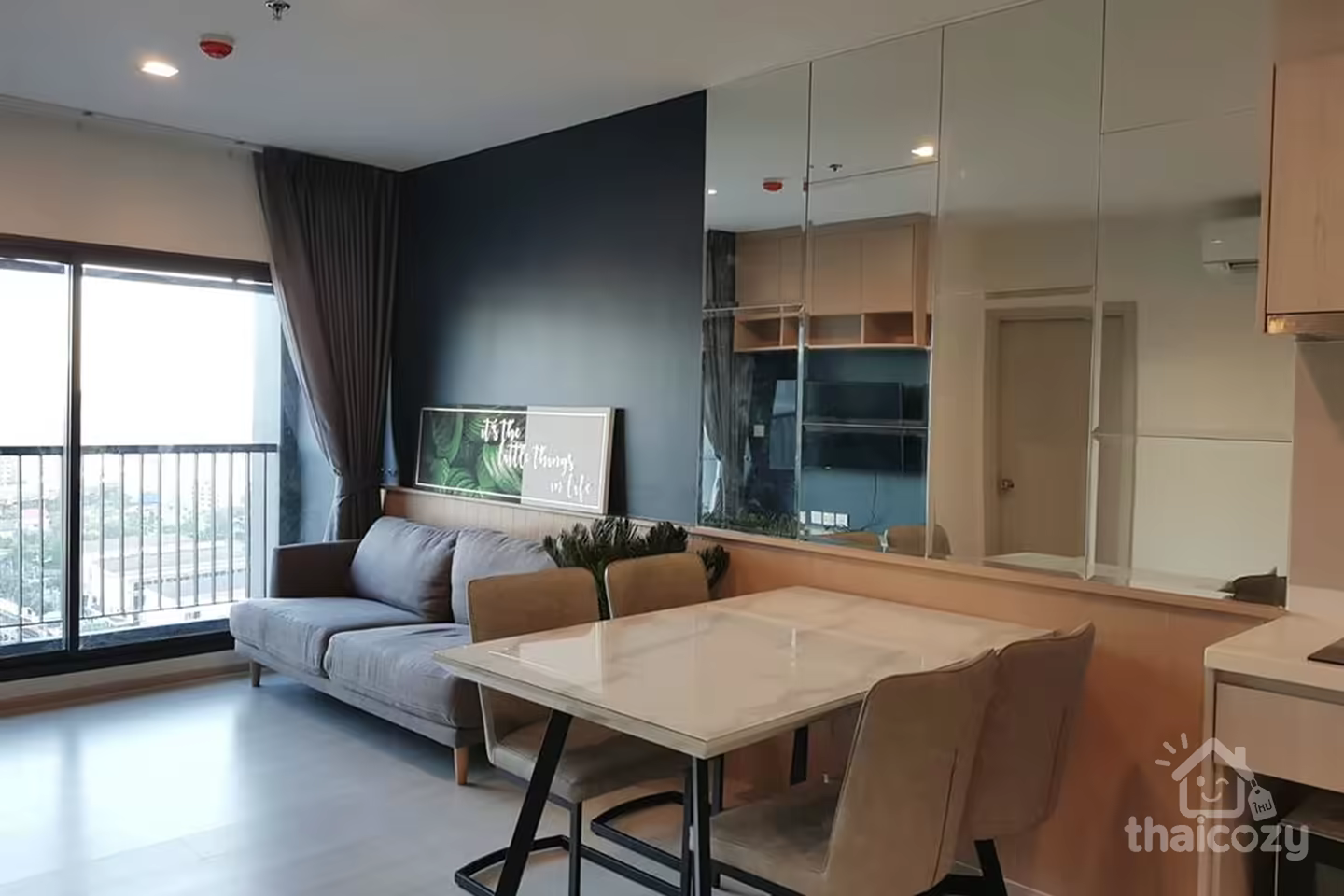 Life Sukhumvit 48, Condominium developed by AP. Sitated on Sukhumvit 48 photo 1