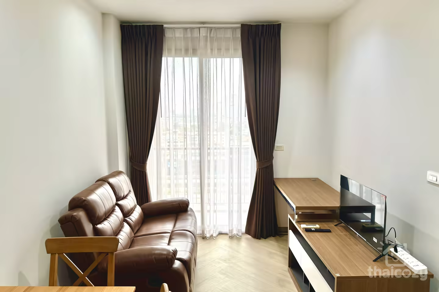 NYE by Sansiri River view condo near BTS Wongwienyai photo 1