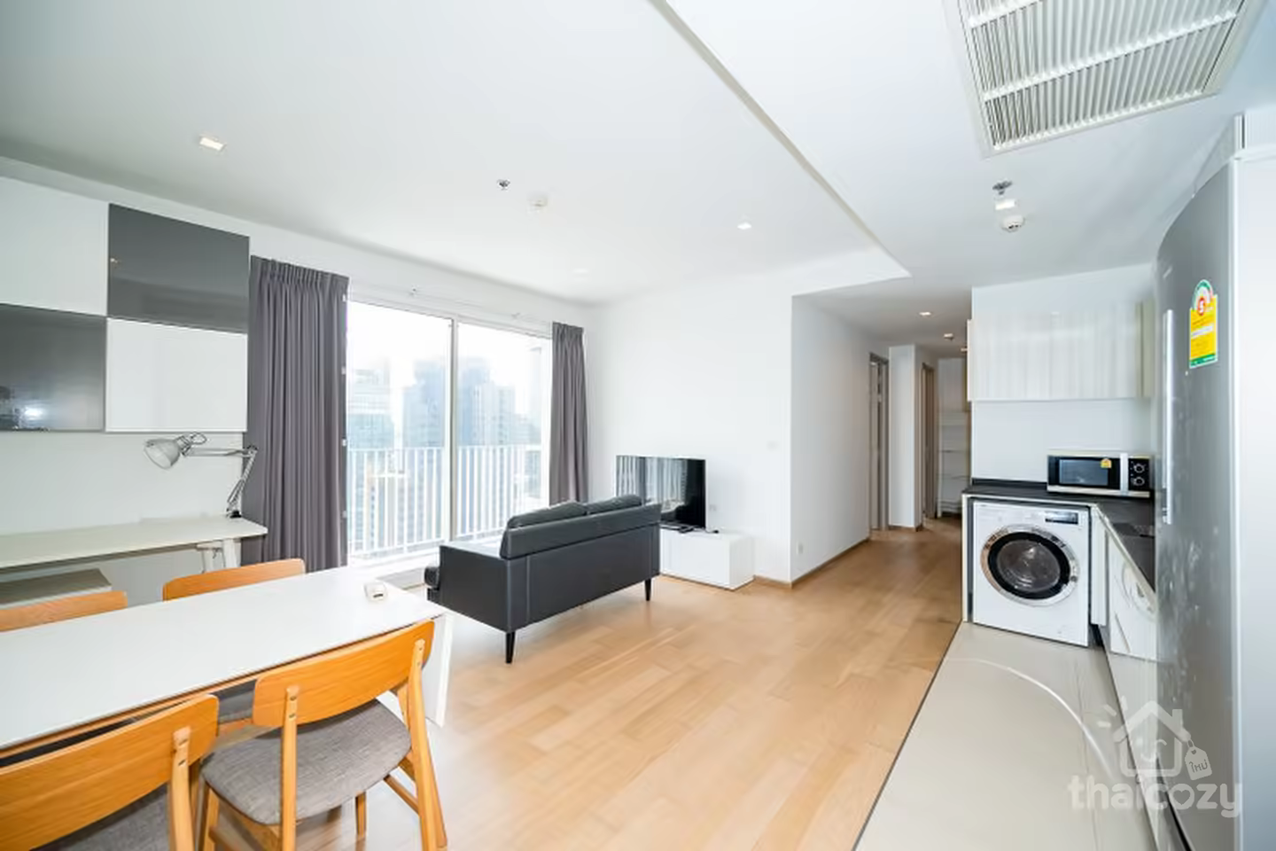 Luxury condominium in the heart of CBD, near BTS Thonglor station photo 1