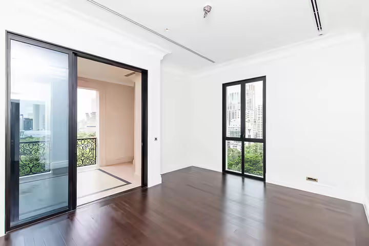 98 Wireless, the most impressive luxury condo