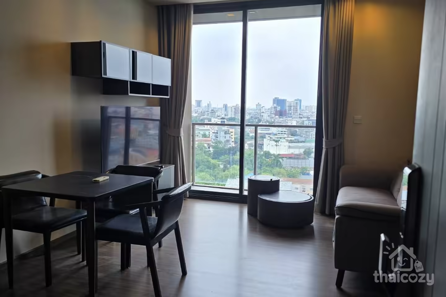Condo with musical pool + rooftop garden photo 2