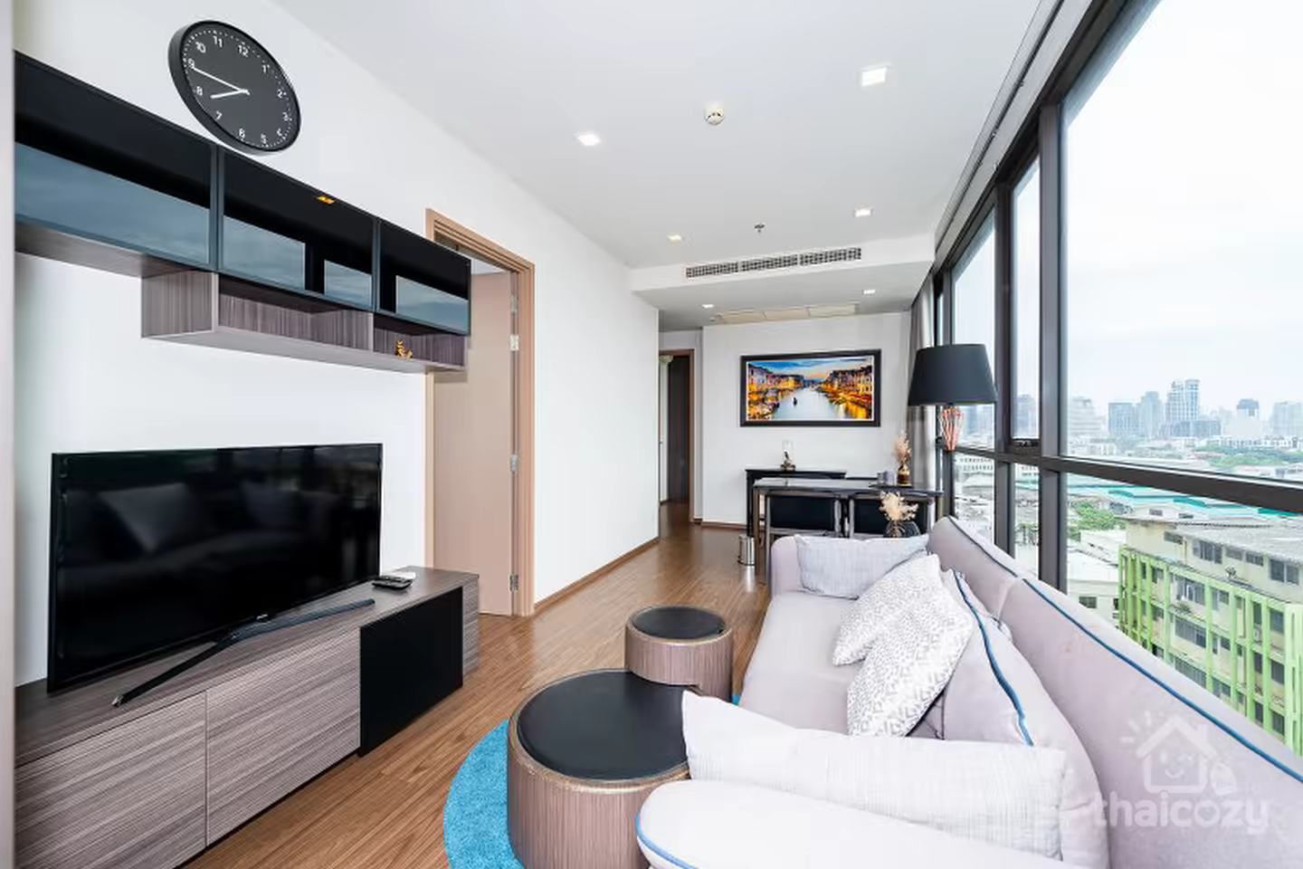 Condo with musical pool + rooftop garden photo 2