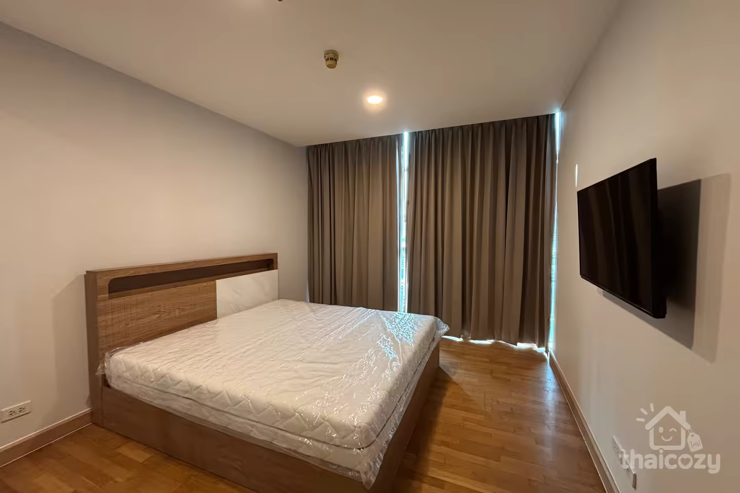 ให้เช่า Urbana Sathorn 1 ห้องนอน ใกล้ BTS ช่องนนทรี photo 2