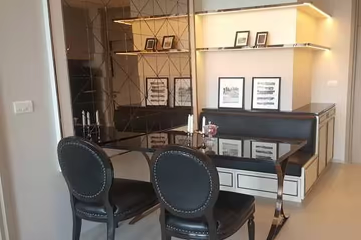 Ultra luxury, 1 step to BTS Ploen Chit