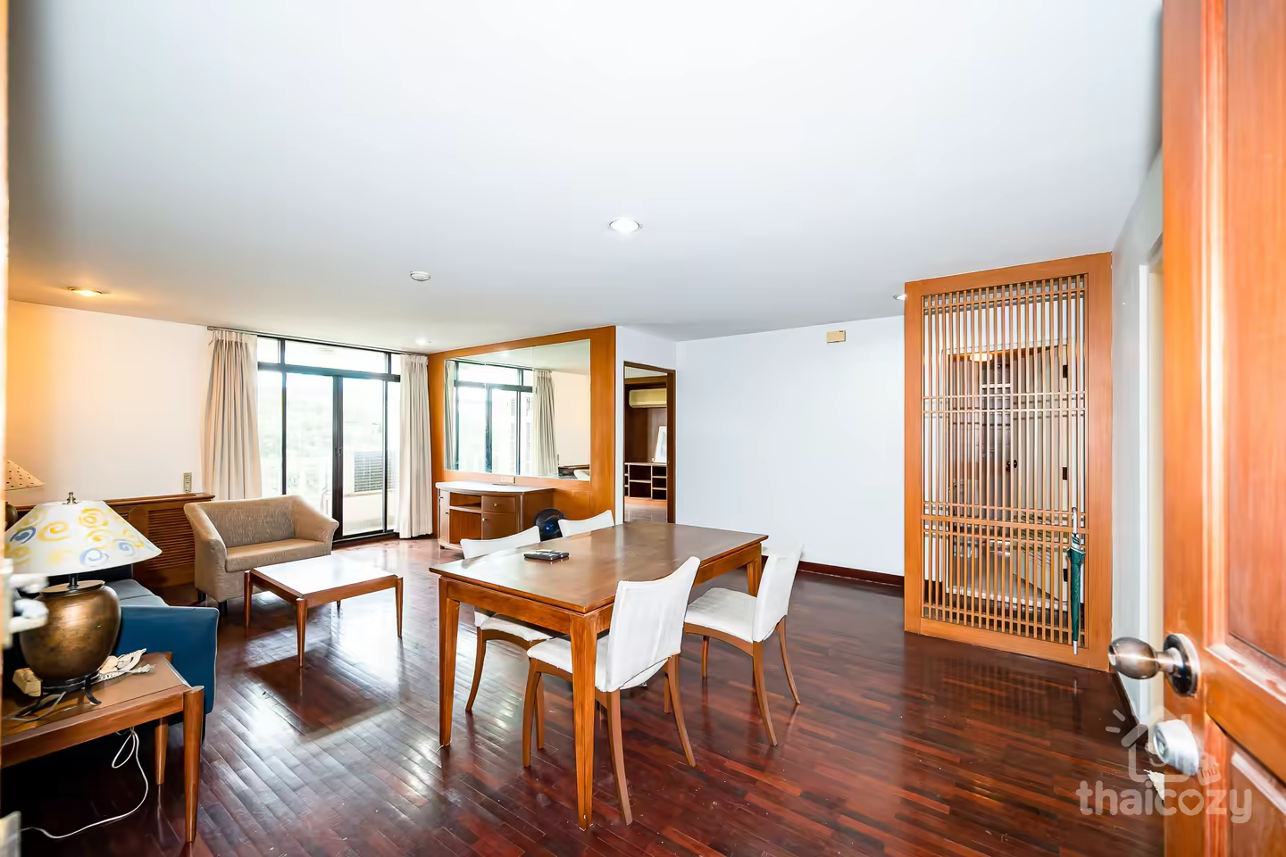 Baan Chan, the splendid building. This two bedroom unit comes with the usable area 82.10 Sq.m photo 1