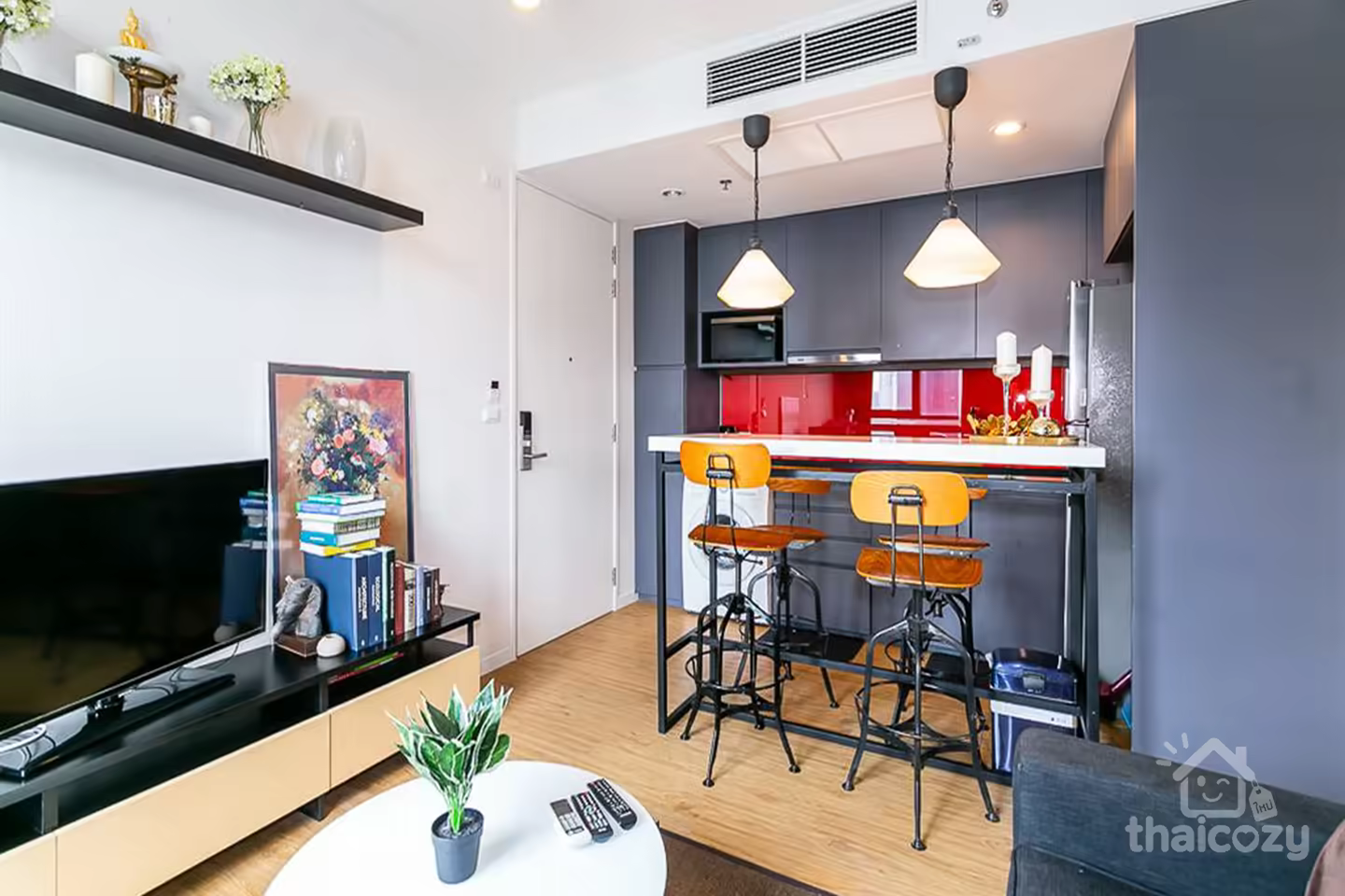 Siamese Surawong 2BR Condo Rent photo 1