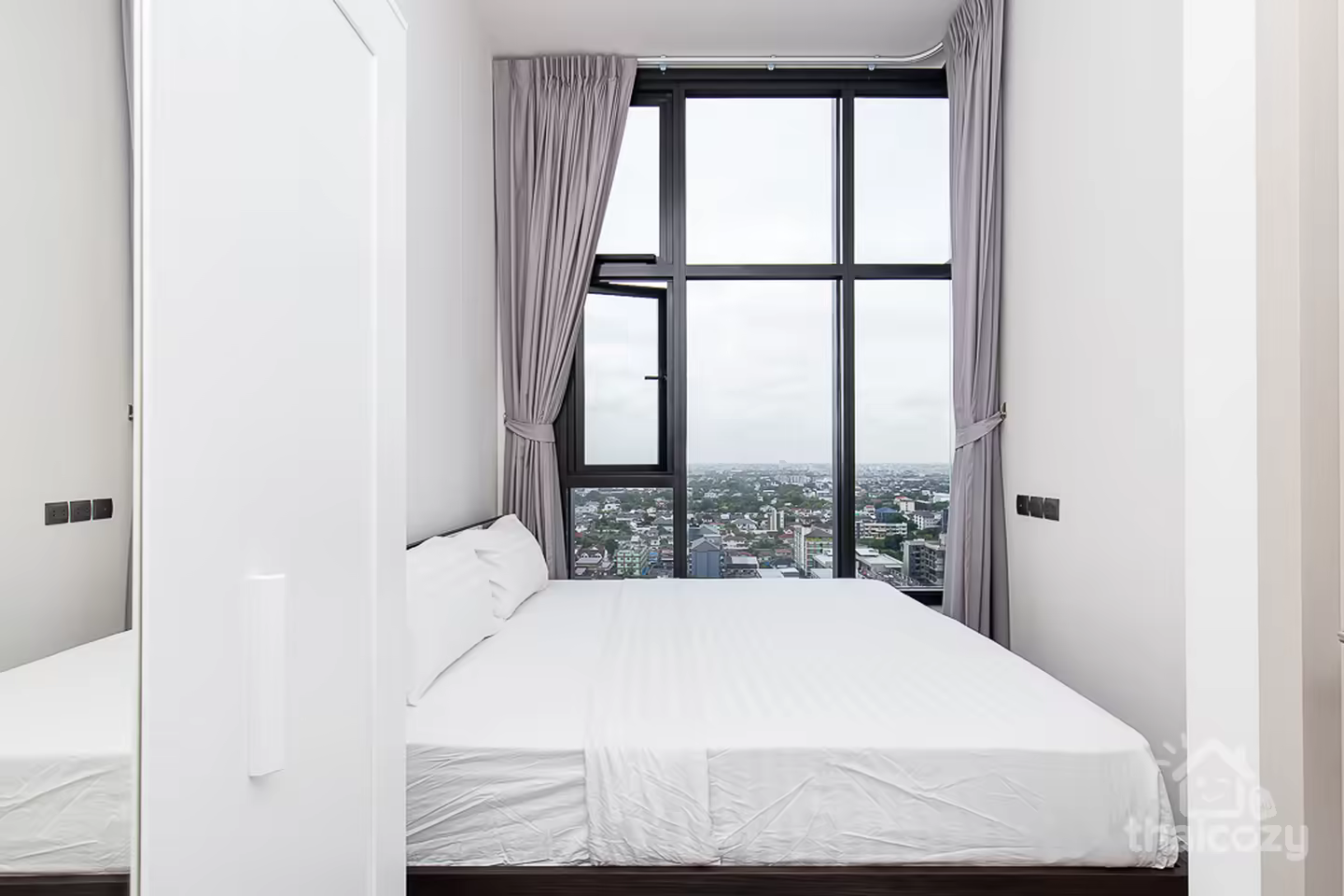 THE LINE Sukhumvit 101 featuring 1 bedroom and 1 bathroom photo 2