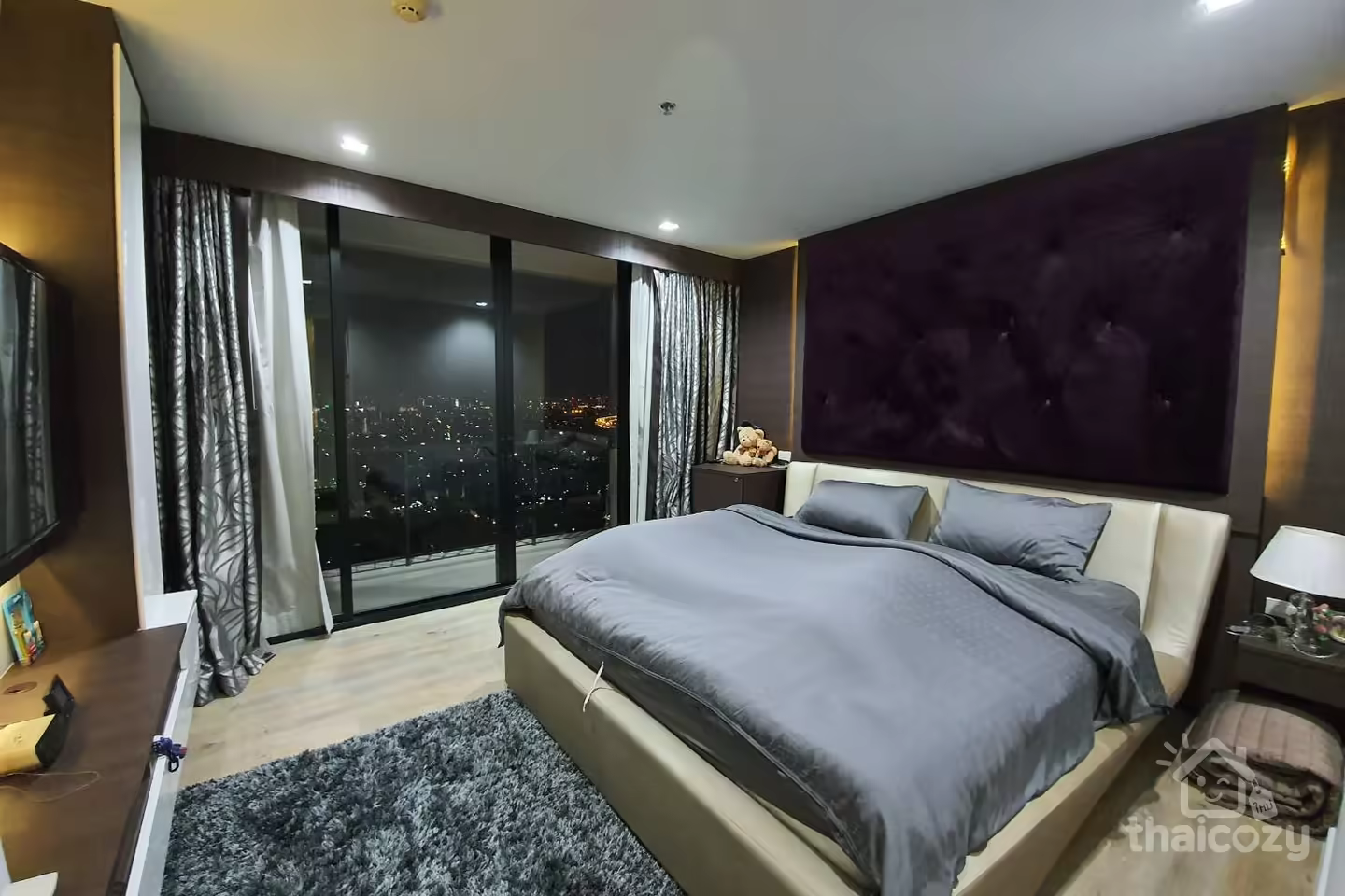 High-end condominium on Ladprao Road photo 2