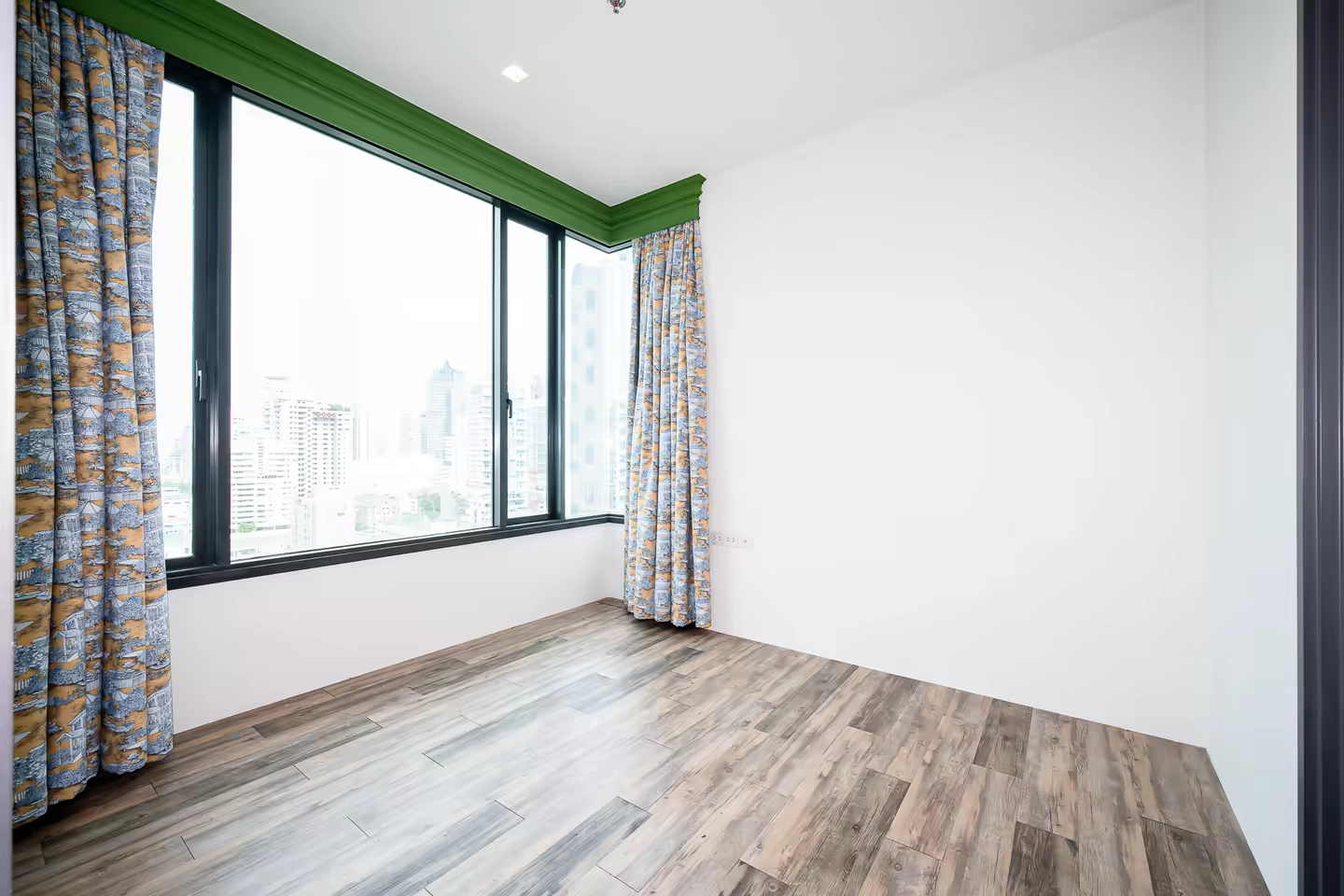 Edge Sukhumvit 23, Easy access condo 5 minutes to BTS/MRT photo 2