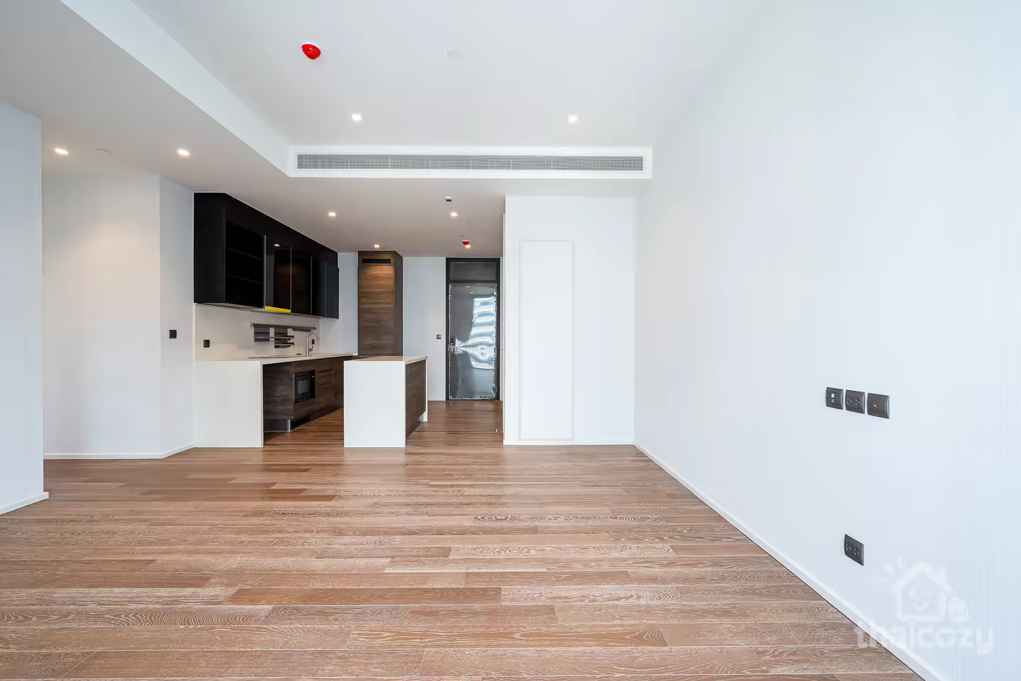 Muniq Langsuan, The luxury condo ,Located on Sarasin Road photo 2
