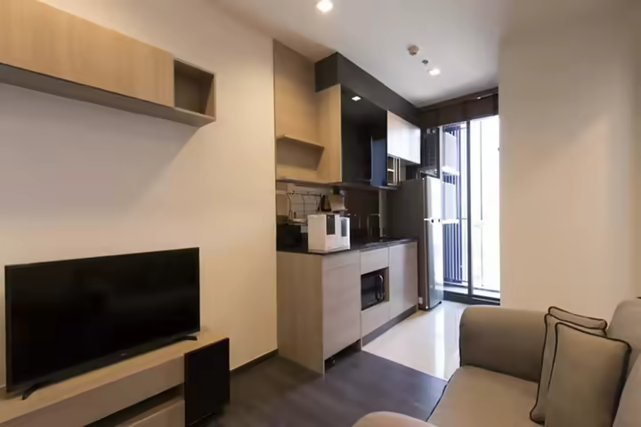 Decorated in contemporary style with furniture in the brand new condo positioned in RAMA 9