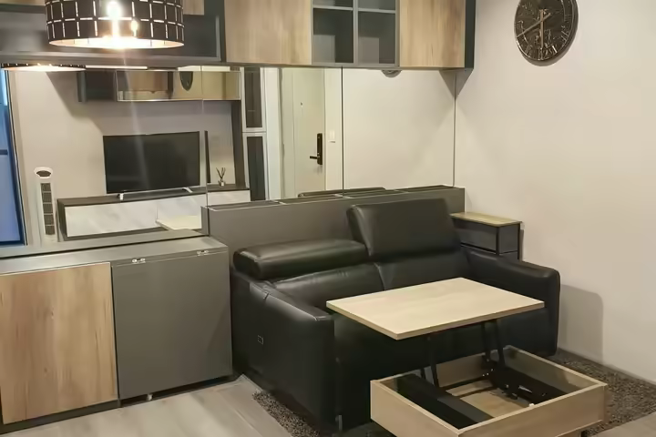 The Politan Rive. Fully furnished room and Fully equipped electrical appliances