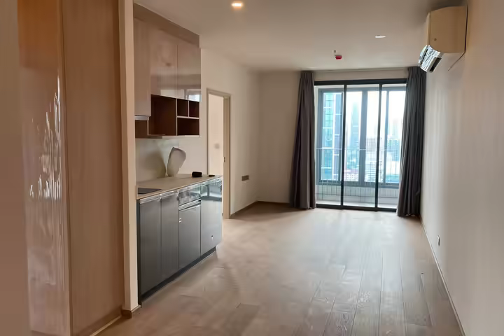 Q Chidlom-Phetchaburi, Condo Zone BTS Chidlom Station , near shopping Shopping malls and restaurants