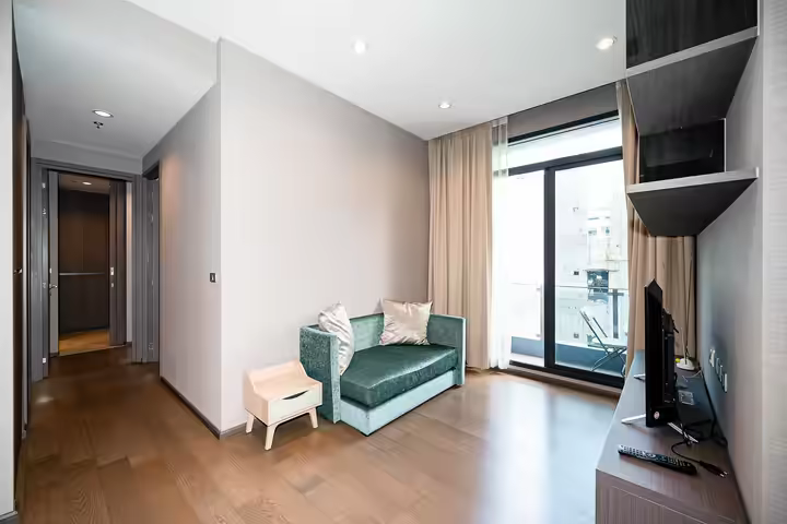 1 step to BTS Surasak from condo